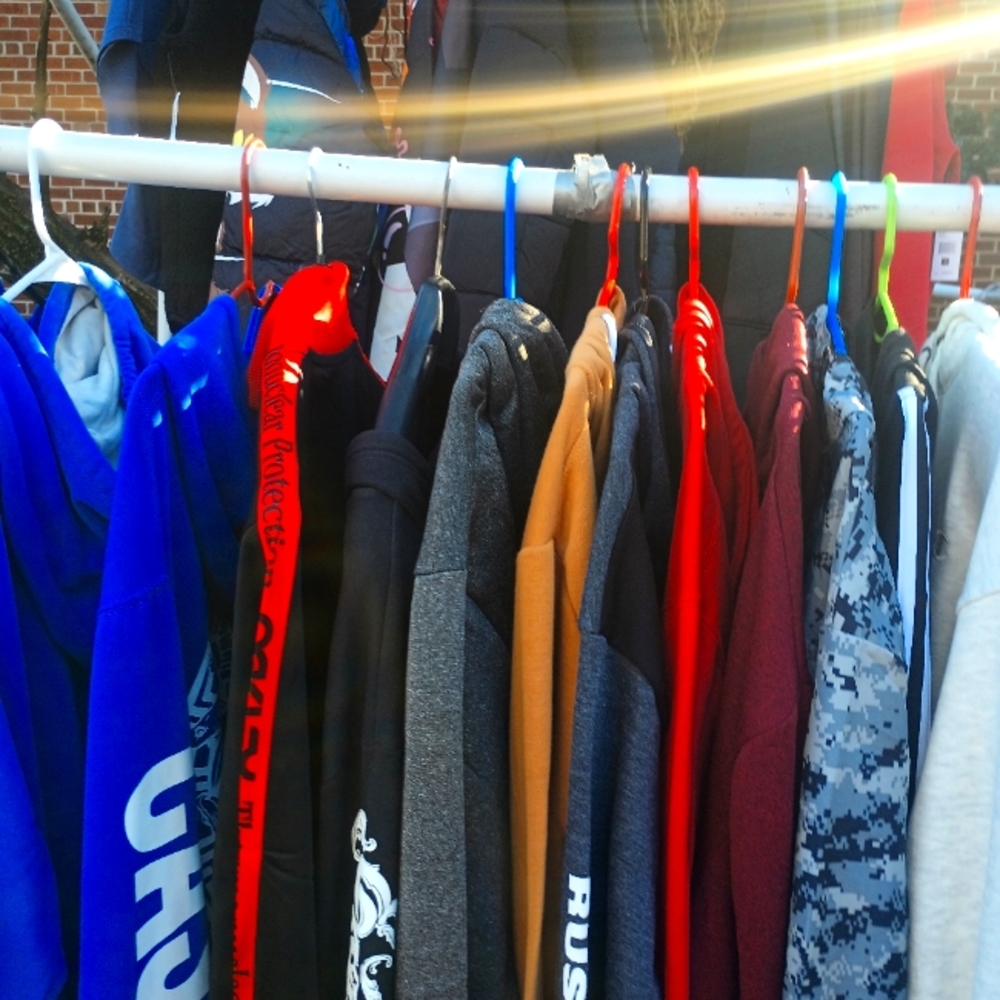 $25 hoodies,sweatpants Any 2 items$50